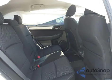 2018 Subaru Outback 2.5I Premium из США, поврежденный, VIN 4S4BSADC3J3235713